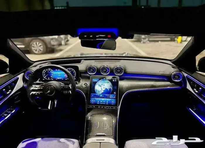مرسيدس بنز الموديل 2022 - C300 4Matic 11