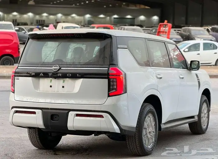 نيسان باترول 6 سلندر XE ستاندر 2025 3