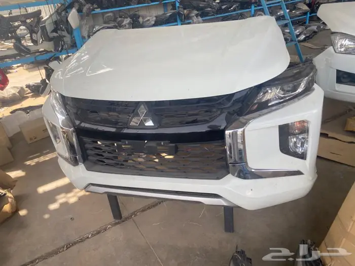 قطع موستبيشي L200 2