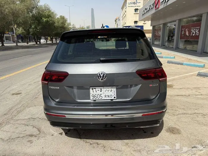 2020 VW Tiguan R-Line 2L 57000km 7