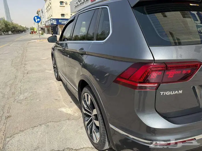 2020 VW Tiguan R-Line 2L 57000km 5