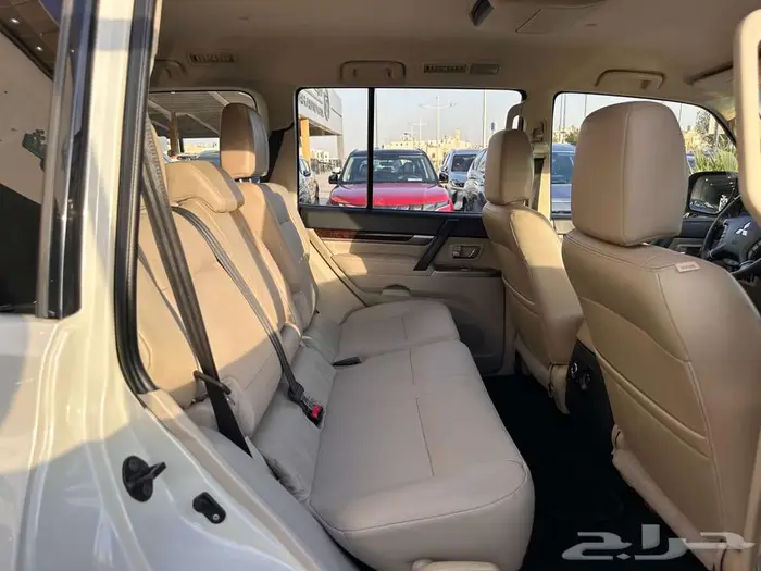 ميتسوبيشي باجيرو 2020 GLS 9