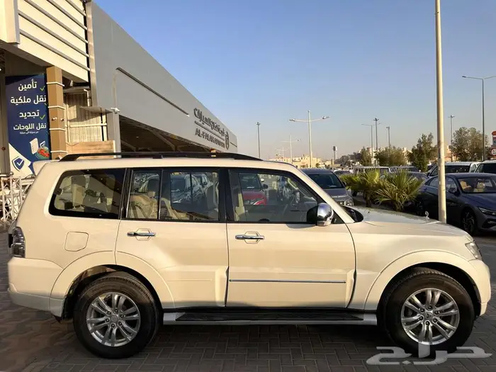 ميتسوبيشي باجيرو 2020 GLS 3