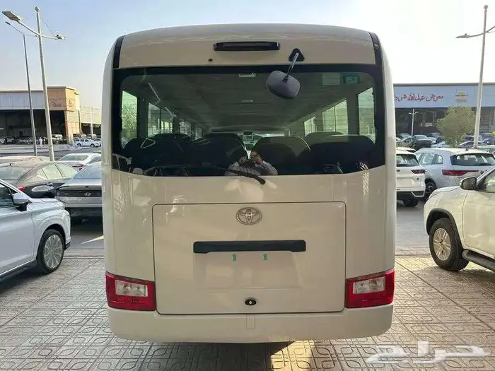 باص كوستر 23راكب 2025 خليجي 4سلندرديزل قير توماتيك 7
