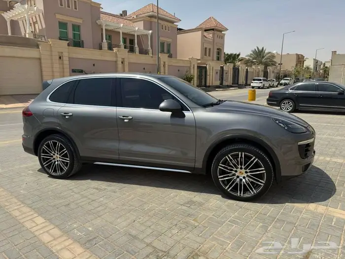 بورش كايين 2016 Porsche Cayenne (حالة ممتازة ومواصفات خاصة) 4