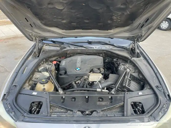 للبيع او البدل BMW-520-2013 نظيفه وارد سعودي 17