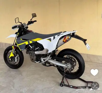 دراجة Husqvarna 701 2020 ماشي 10 الف ميل index