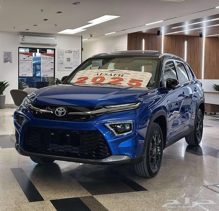 تويوتا اوربان كروزر GLX موديل 2025 1