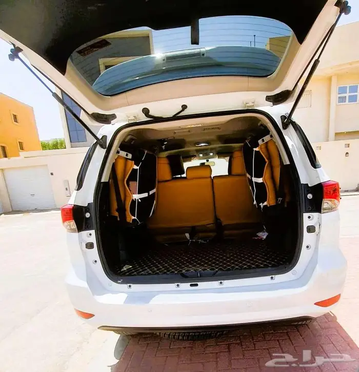 سيارة تويوتا فورشنر 2024 جي اكس 4 سلندر 4x4 سبورت 10