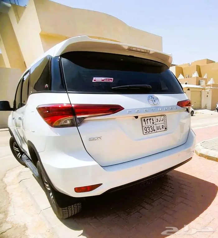 سيارة تويوتا فورشنر 2024 جي اكس 4 سلندر 4x4 سبورت 11