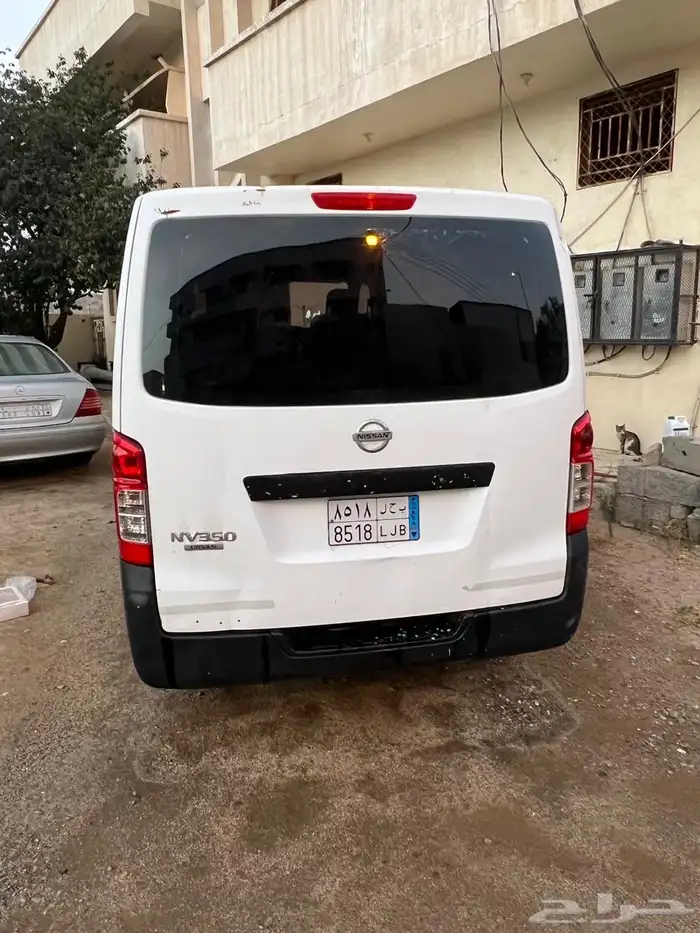 باص أورفان نيسان 2016 بضاعه 0
