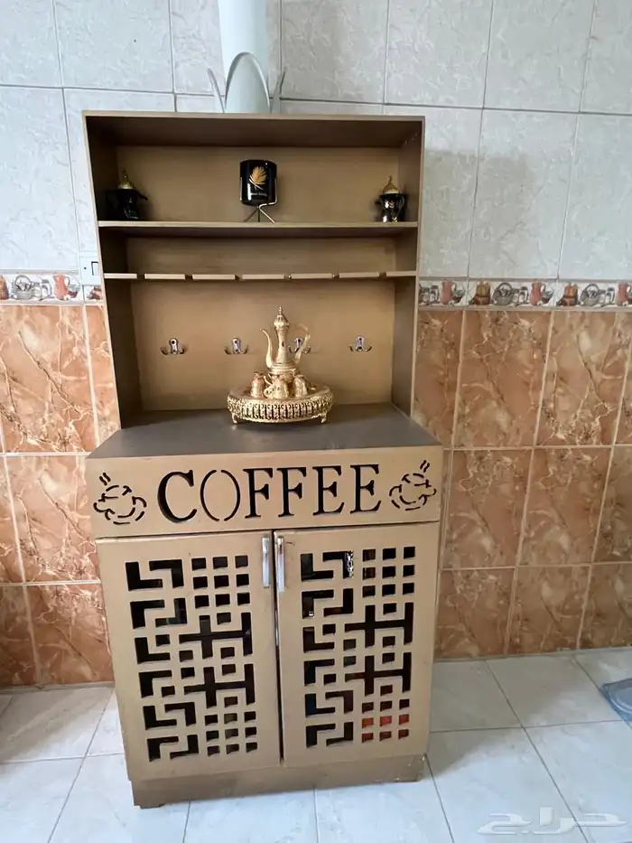اثاث نظيف دولاب كوفي ومدخل وطاولات 2