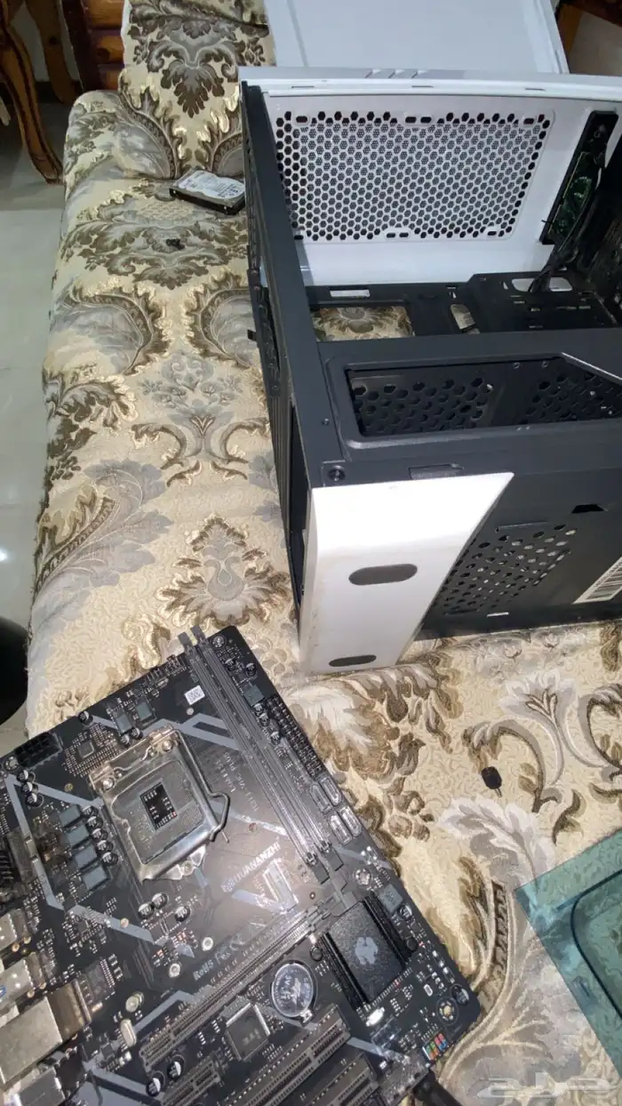 قطع بي سي للبيع 13