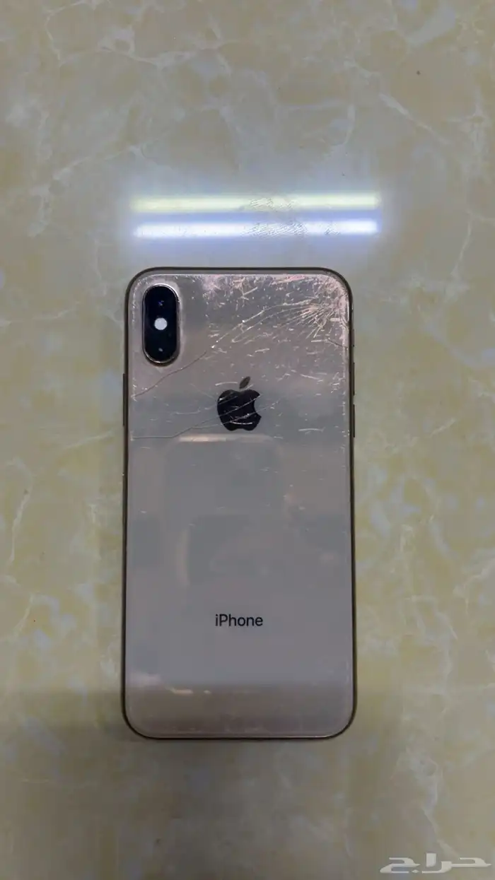 ايفون Xs بطاريه 78 ومغير شاشه وخربانه الكمره والباقي شرط 1