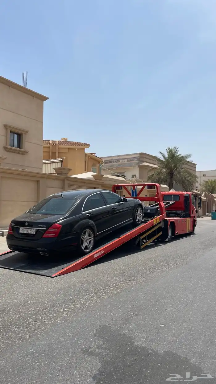 سطحه الاحساء لنقل السيارات 1