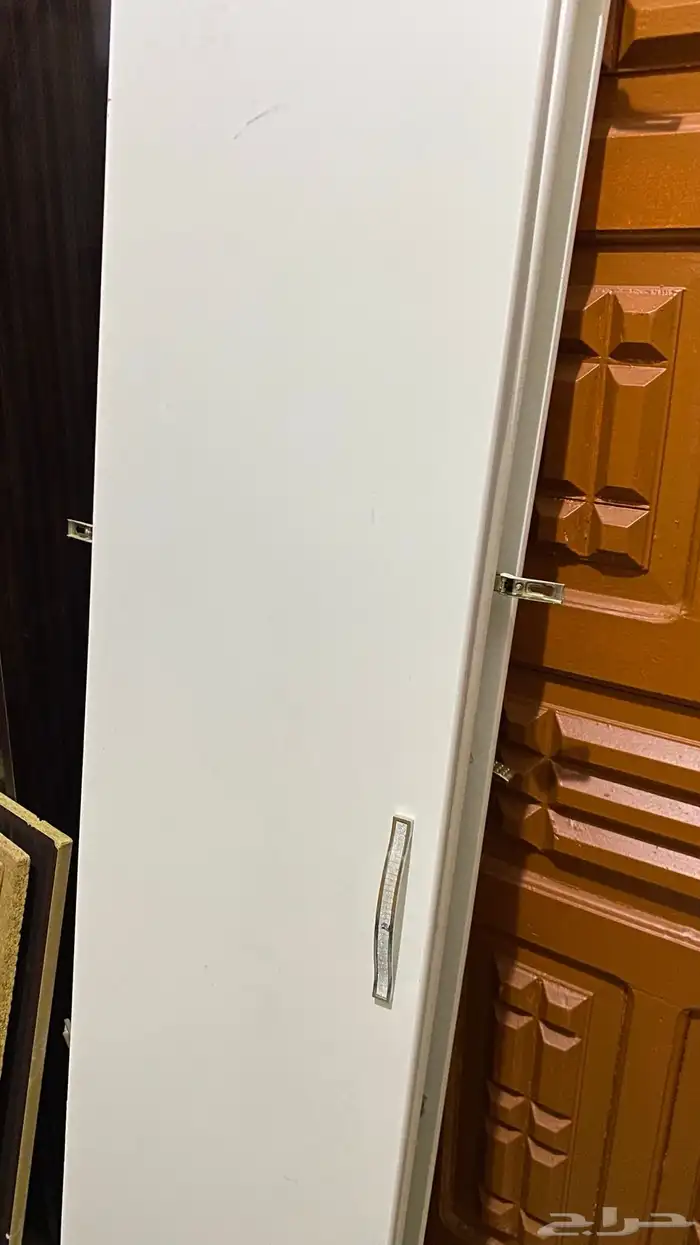 دولاب و طاوله 1