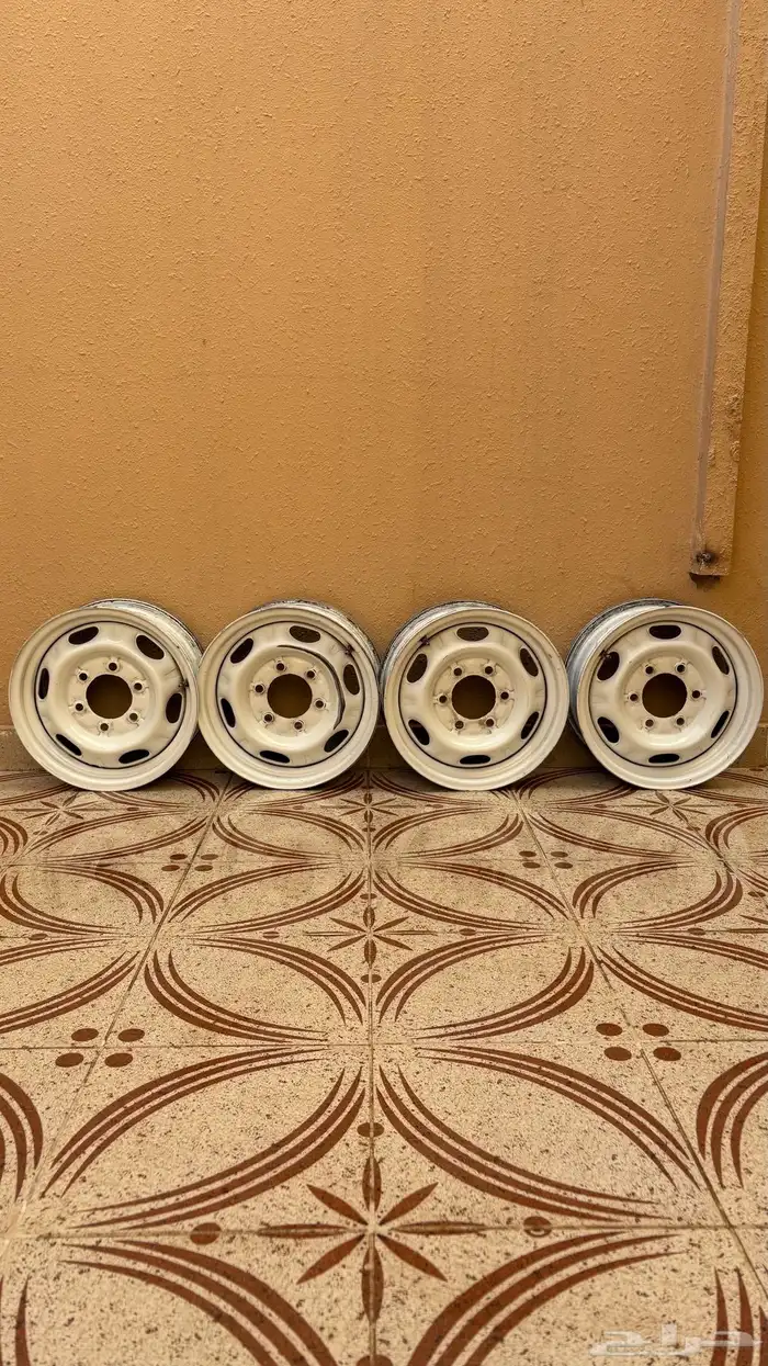 جنوط ددسن طقم لون ابيض بدون رش 0