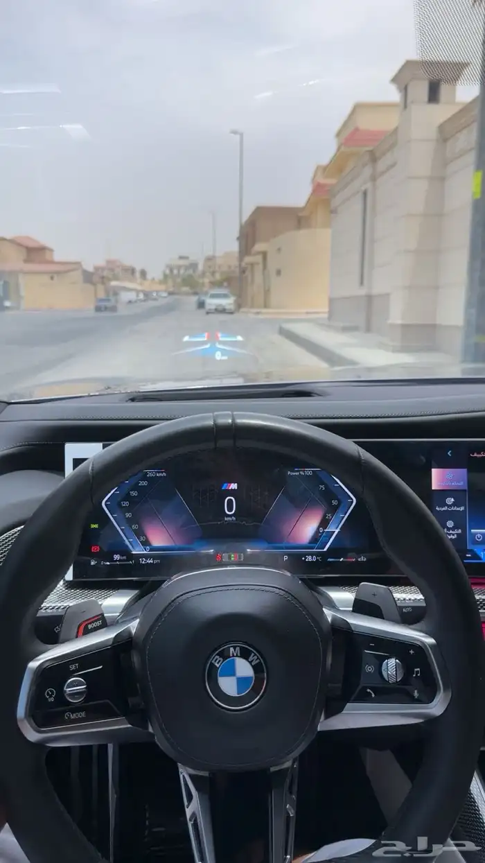 للبيع BMW الفئة السابعة i735 M Kit موديل 2023 17