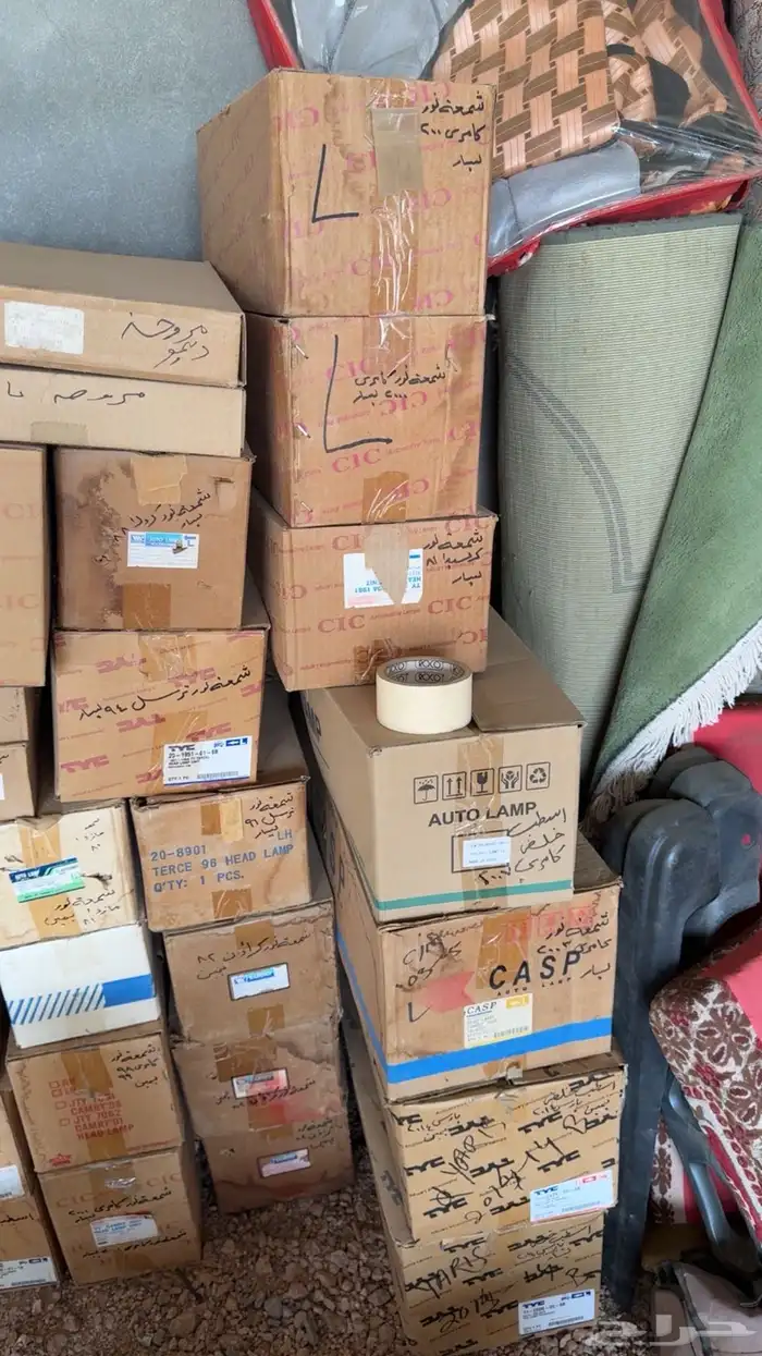 قطع كورلا مديل 82 83 84وطالع 1