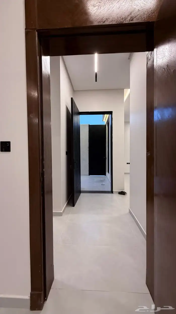 فلل حي العوالي 8