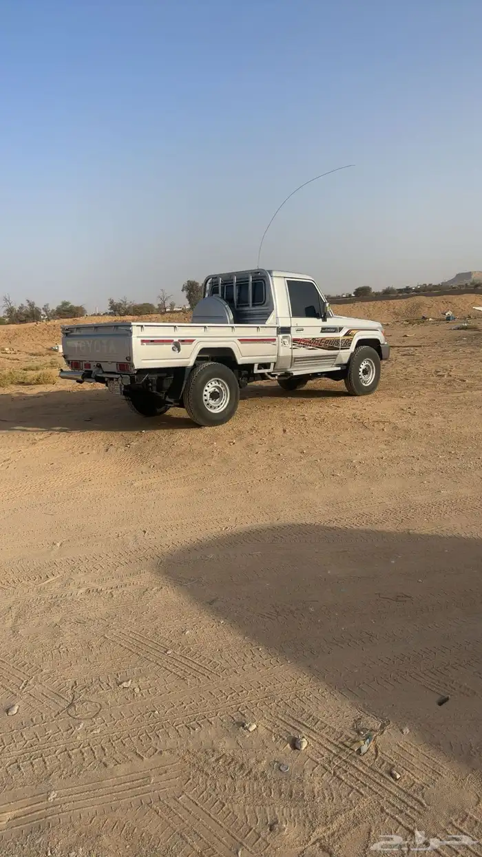 شاص 2010 البدي مرشوش والقير والمكينه شرط والموتر متماسك 3
