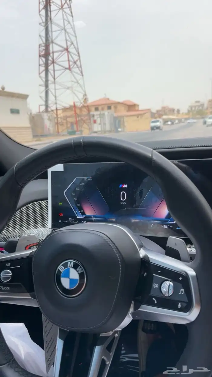 للبيع BMW الفئة السابعة i735 M Kit موديل 2023 18