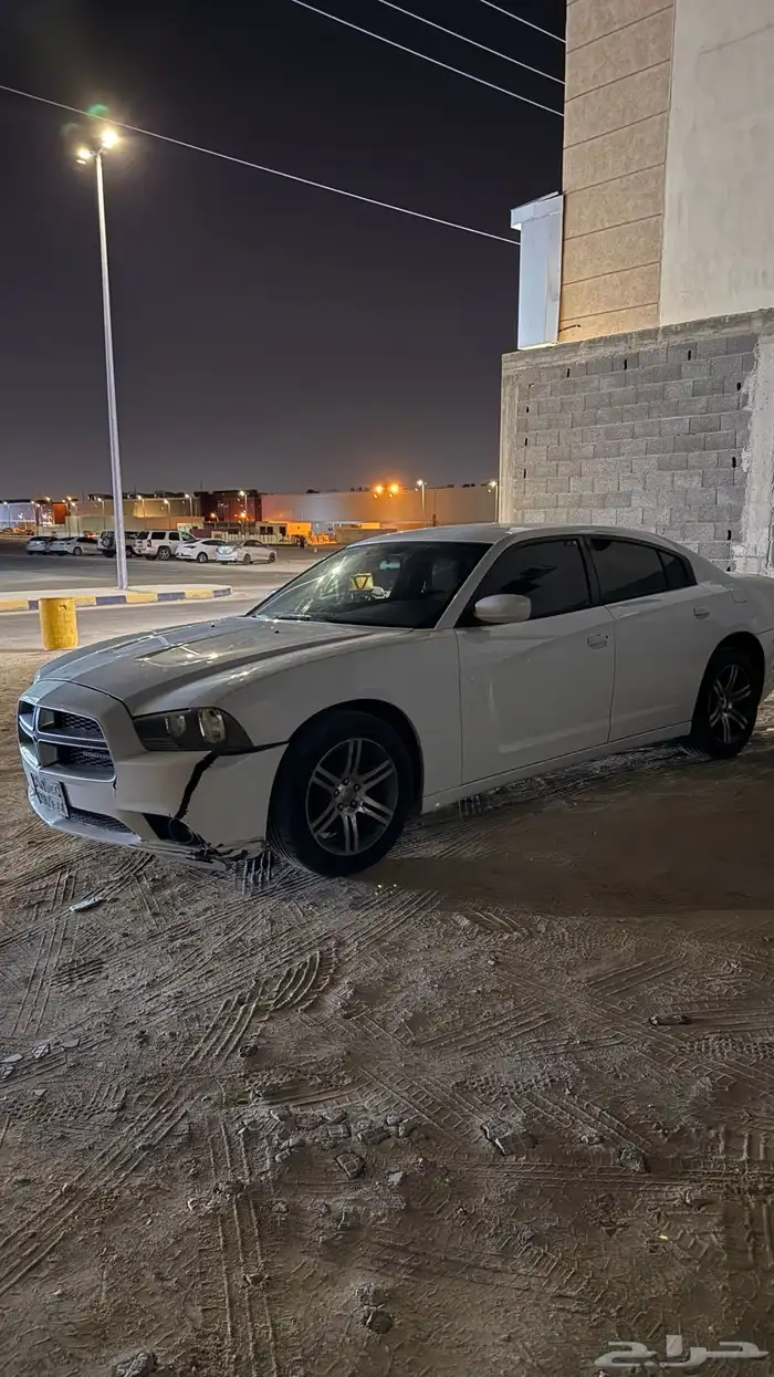 دودج تشارجر sxt 2013 2
