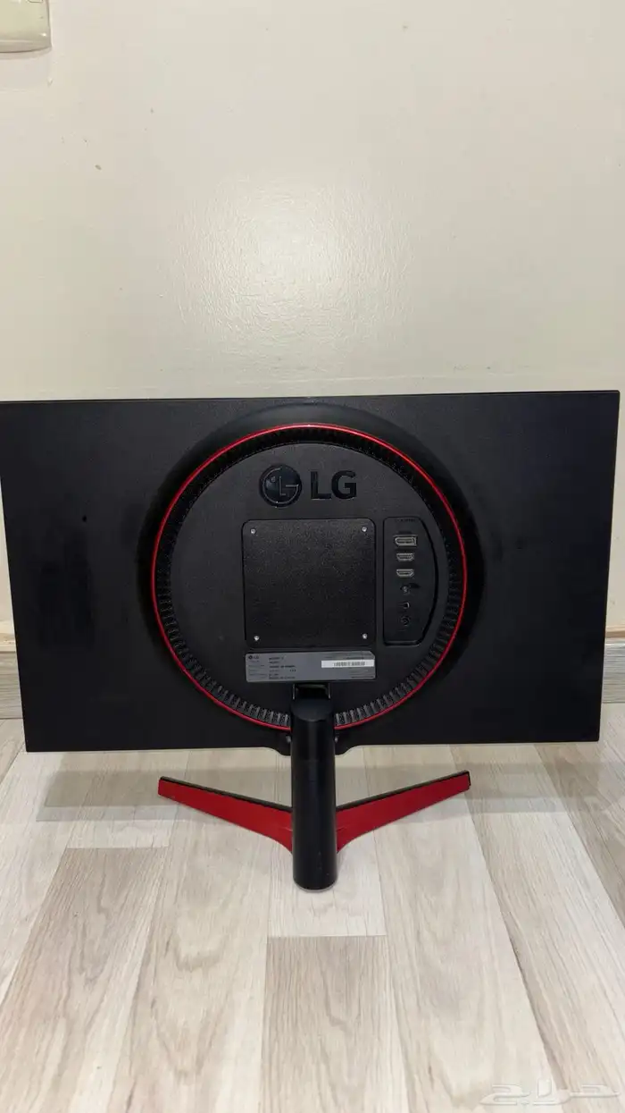 شاشه العاب LG 144فريم 1