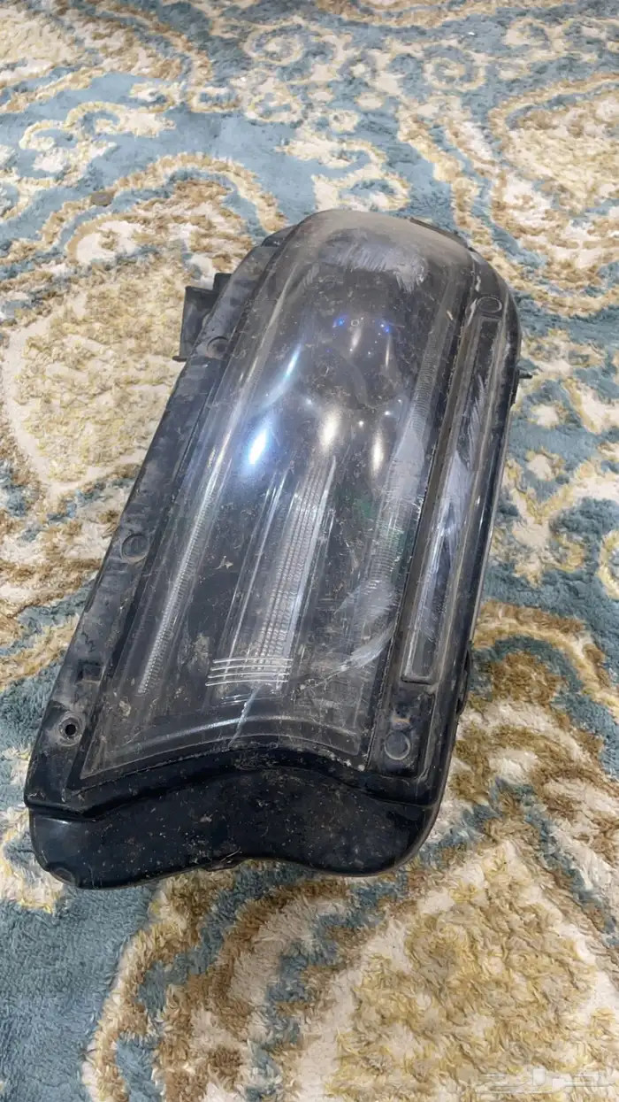 شمعة دودج تشارجر مستخدمه للبيع   . 2