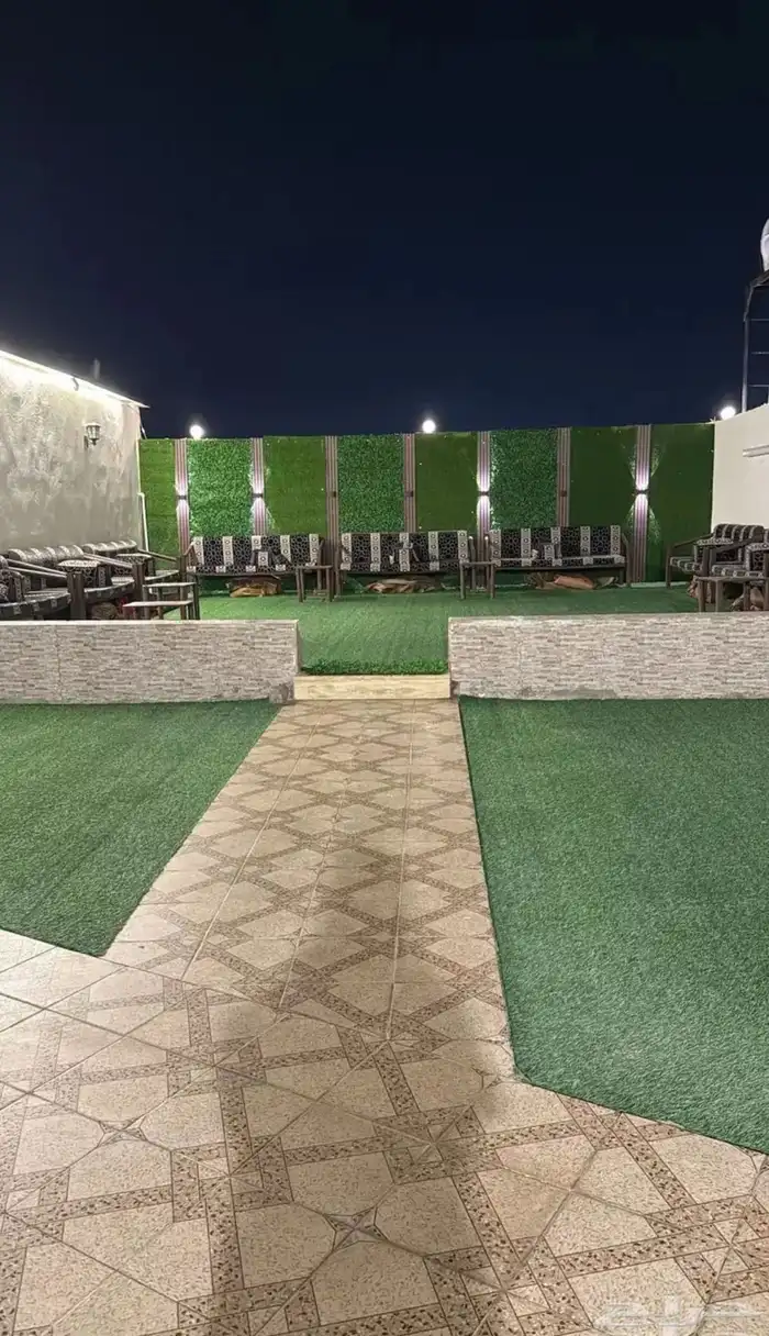 شاليه المملكه قسمين مسبحين 650 قسم بمسبح 400 3