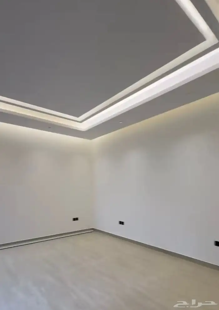 للبيع فلة الخبر تصميم راقي ومميز 8
