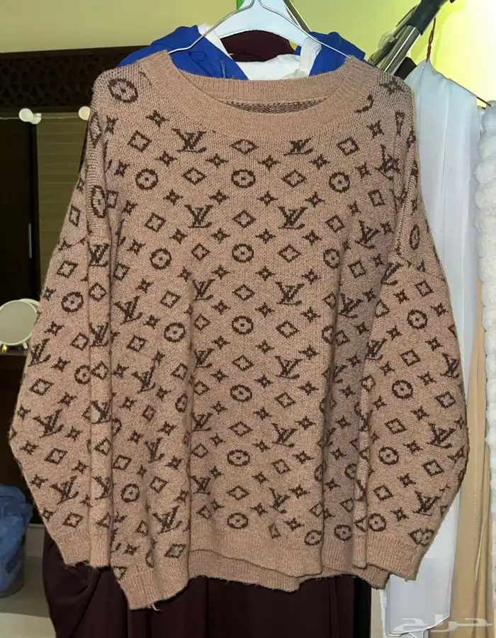 سويتر lv 0