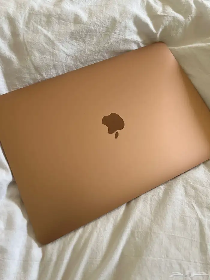 MacBook Air M1 (2020) 1