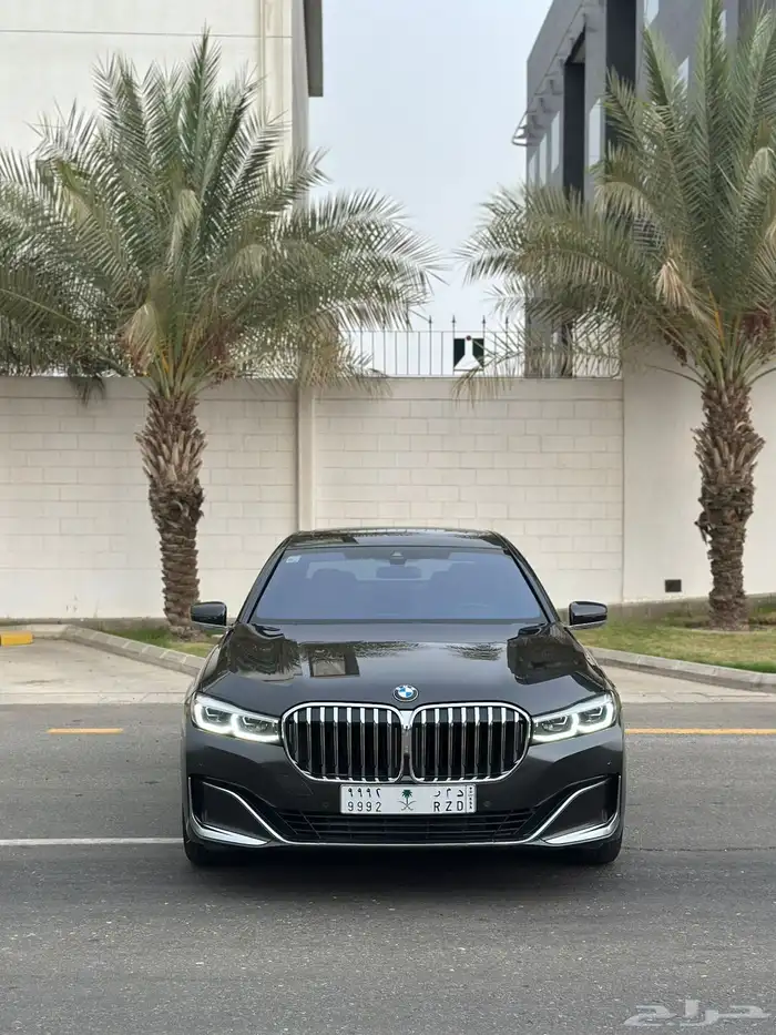 بي ام دبليو 2021 730Li 0