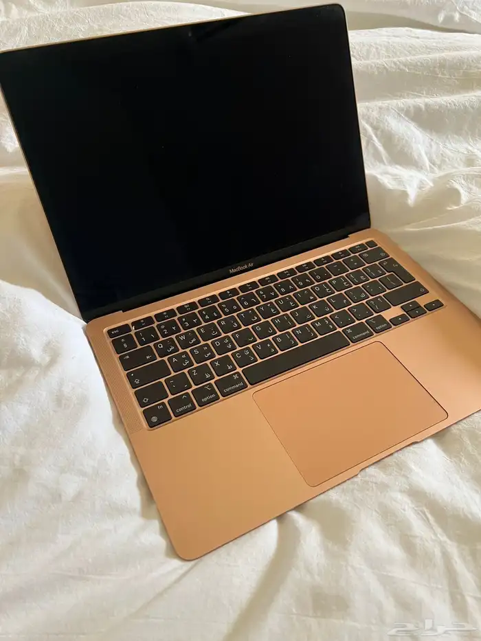 MacBook Air M1 (2020) 3