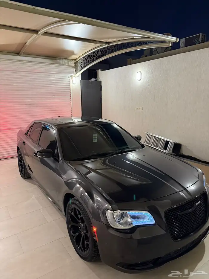 كرايسلر 8 سلندر c300 2022 0