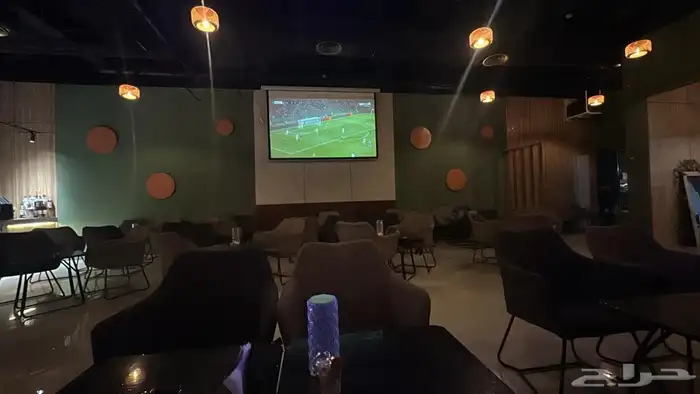 looking for a female employee for shisha caffe 1
