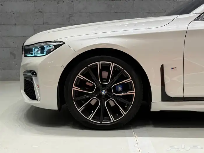 بي ام دبليو 730 12