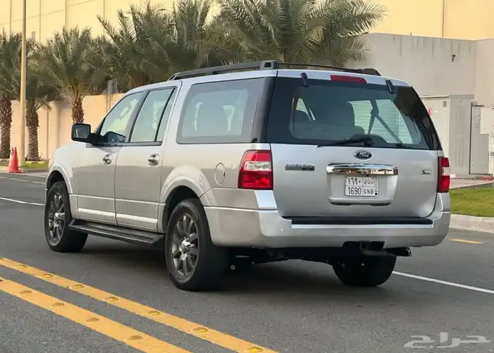اكسبديشن 8