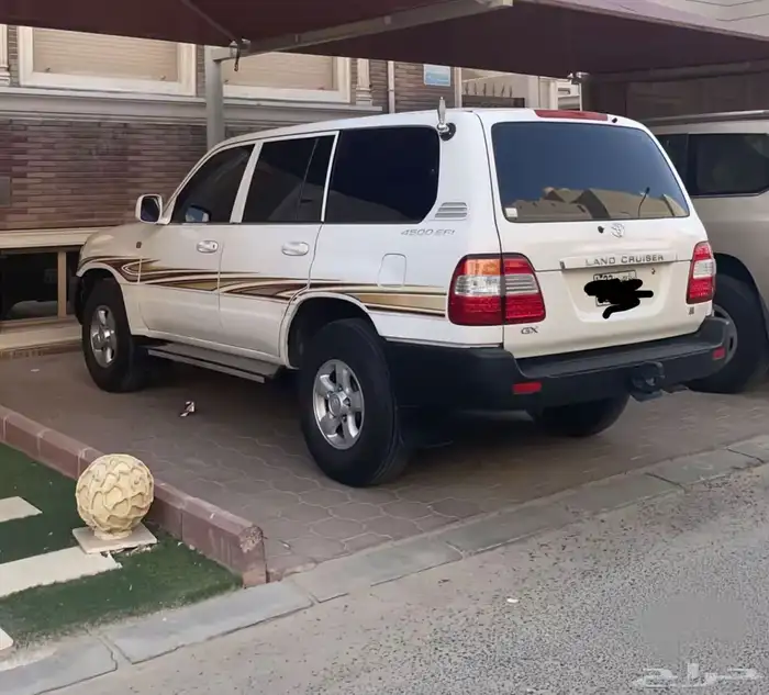 مطلوب جيب لاندكروزر من 1996 لين 2006 1