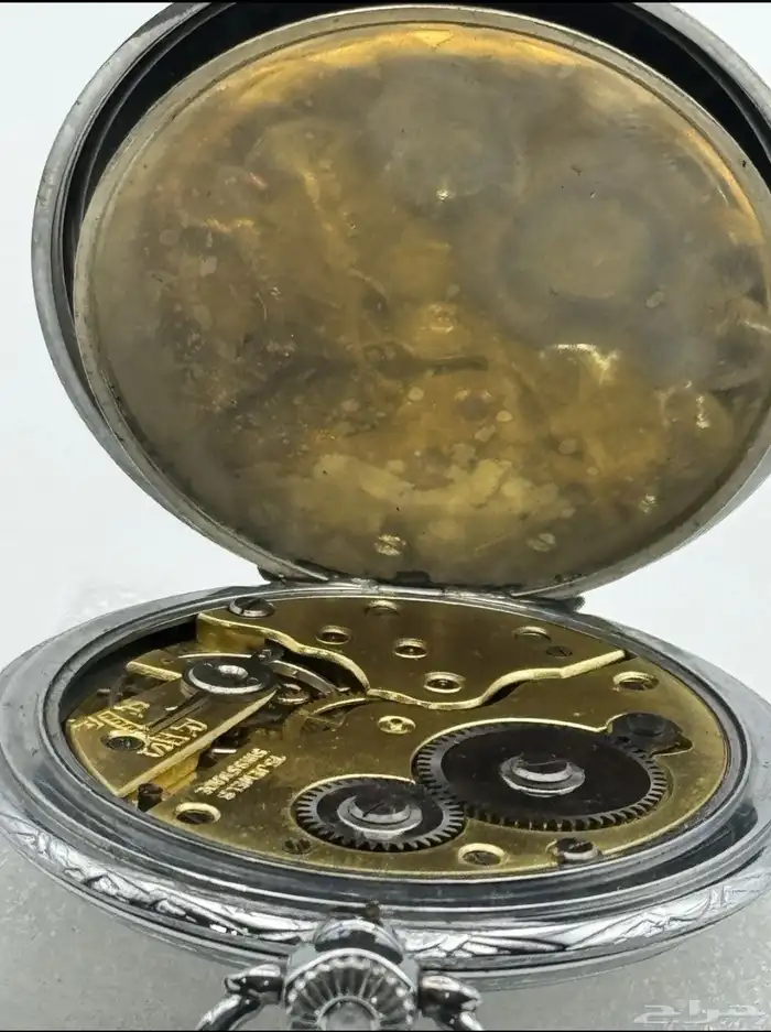 ساعة من هدايا الملك عبدالعزيز 5