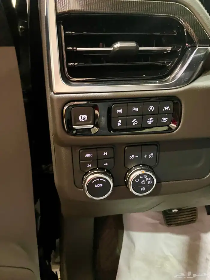 يوكن اليفيشن 4 4 XL 2025 9
