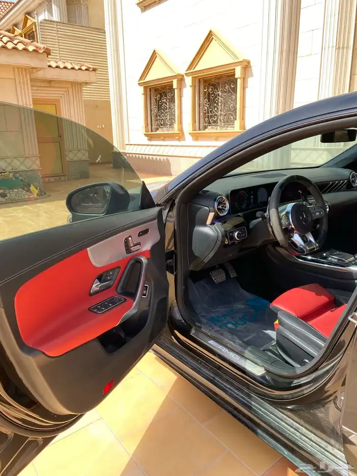 للبيع مرسيدس CLA35الجفالي AMG اسود 2020 11