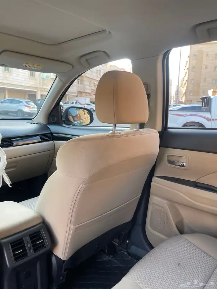 اوتلاندر 2019 للبيع 11