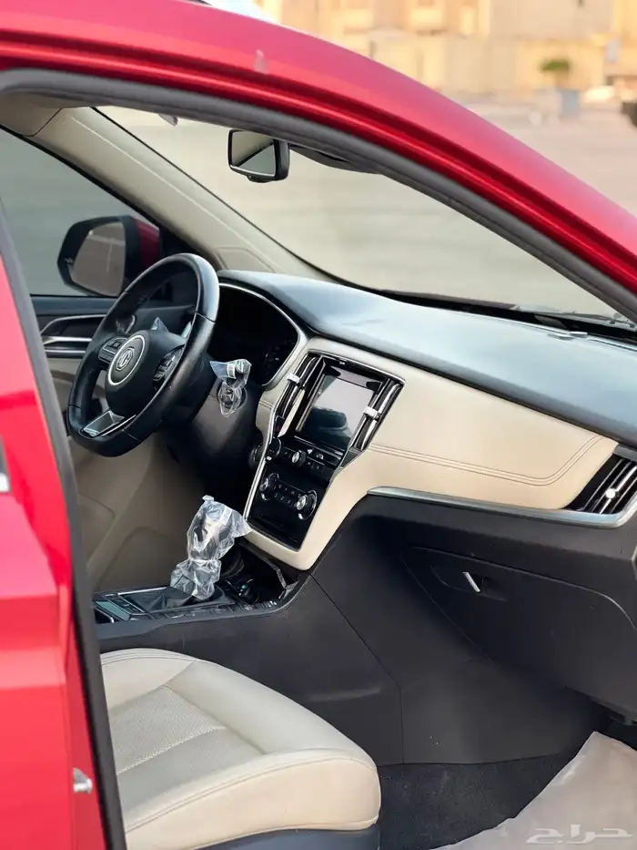 RX5 ام جي 2019 11