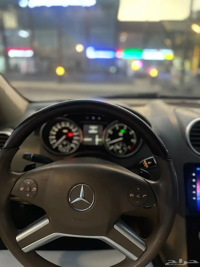 للبيع مرسدس ML350 4