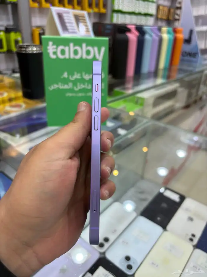 ايفون 12 4