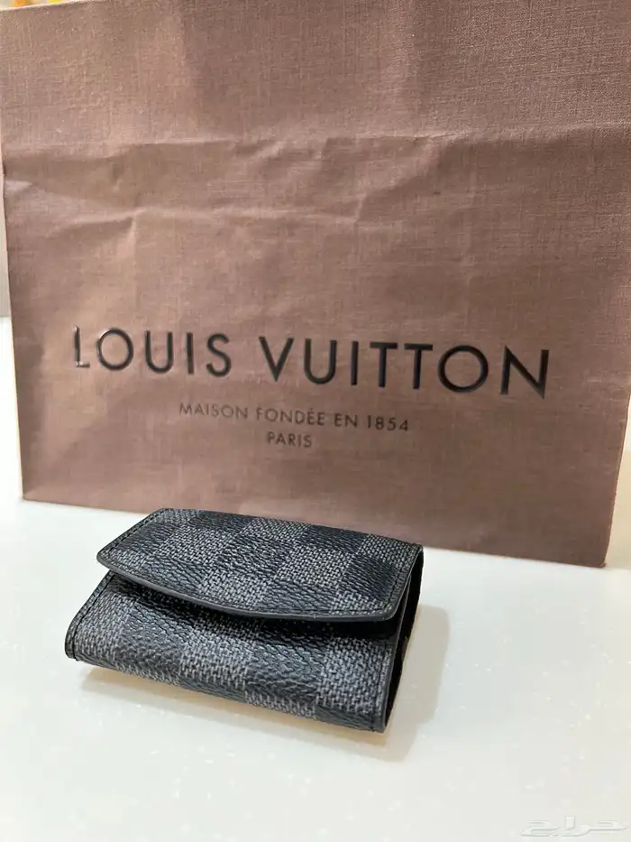 كبك لويس فويتون LV أصلي Pre-owned 0