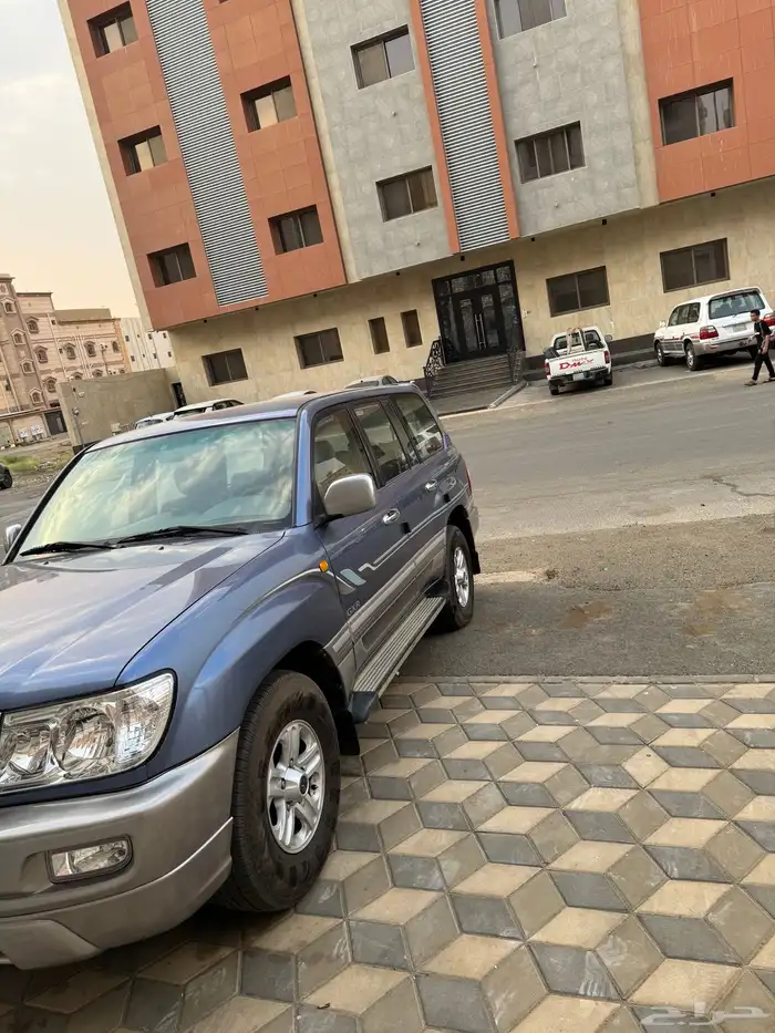 لاندكروزر 2006 0