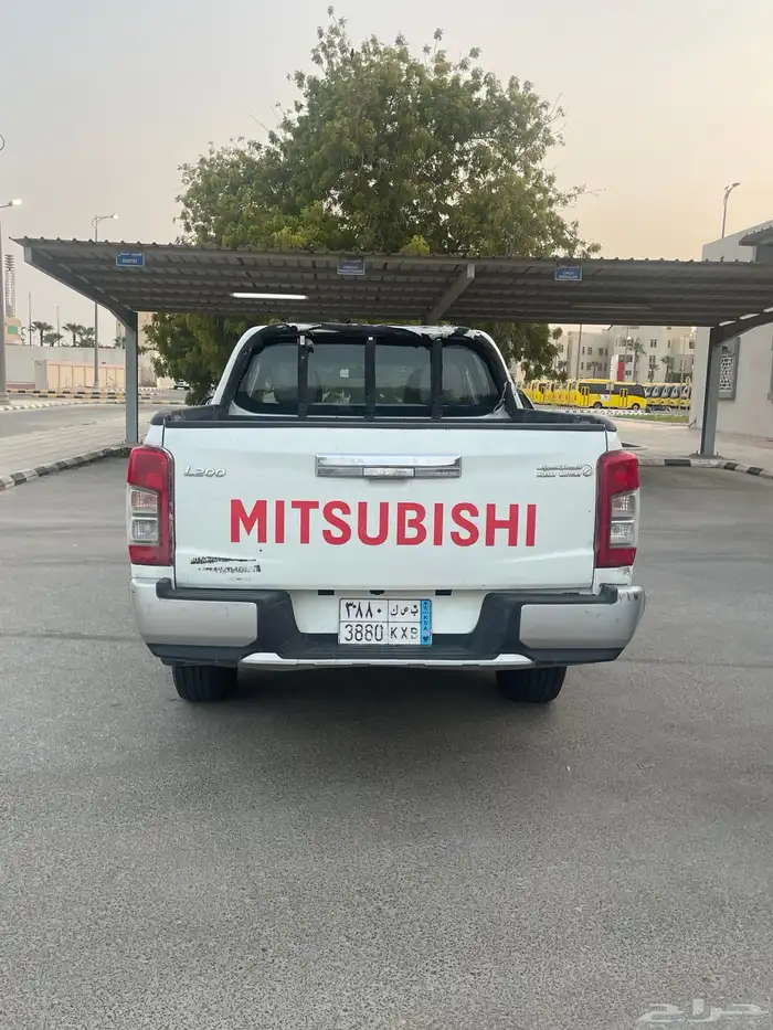 للتنازل مستوبيشي L200 5